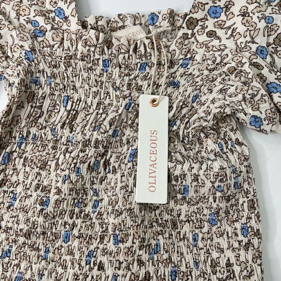 New!Olivaceous Top| 100% rayon| Small|ribbed| soft| cropped| stretchy|floral - Picture 10 of 16